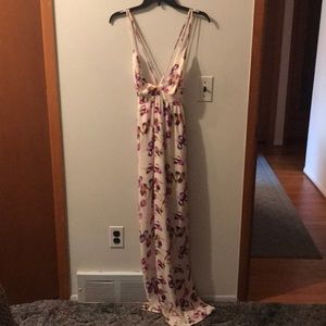 Deep V neck criss cross straps maxi dress